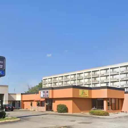 Baymont By Wyndham Youngstown Exteriör bild